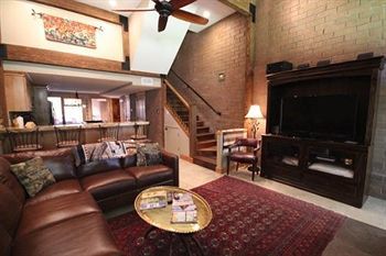 Park Avenue Condominiums Парк Сити Екстериор снимка